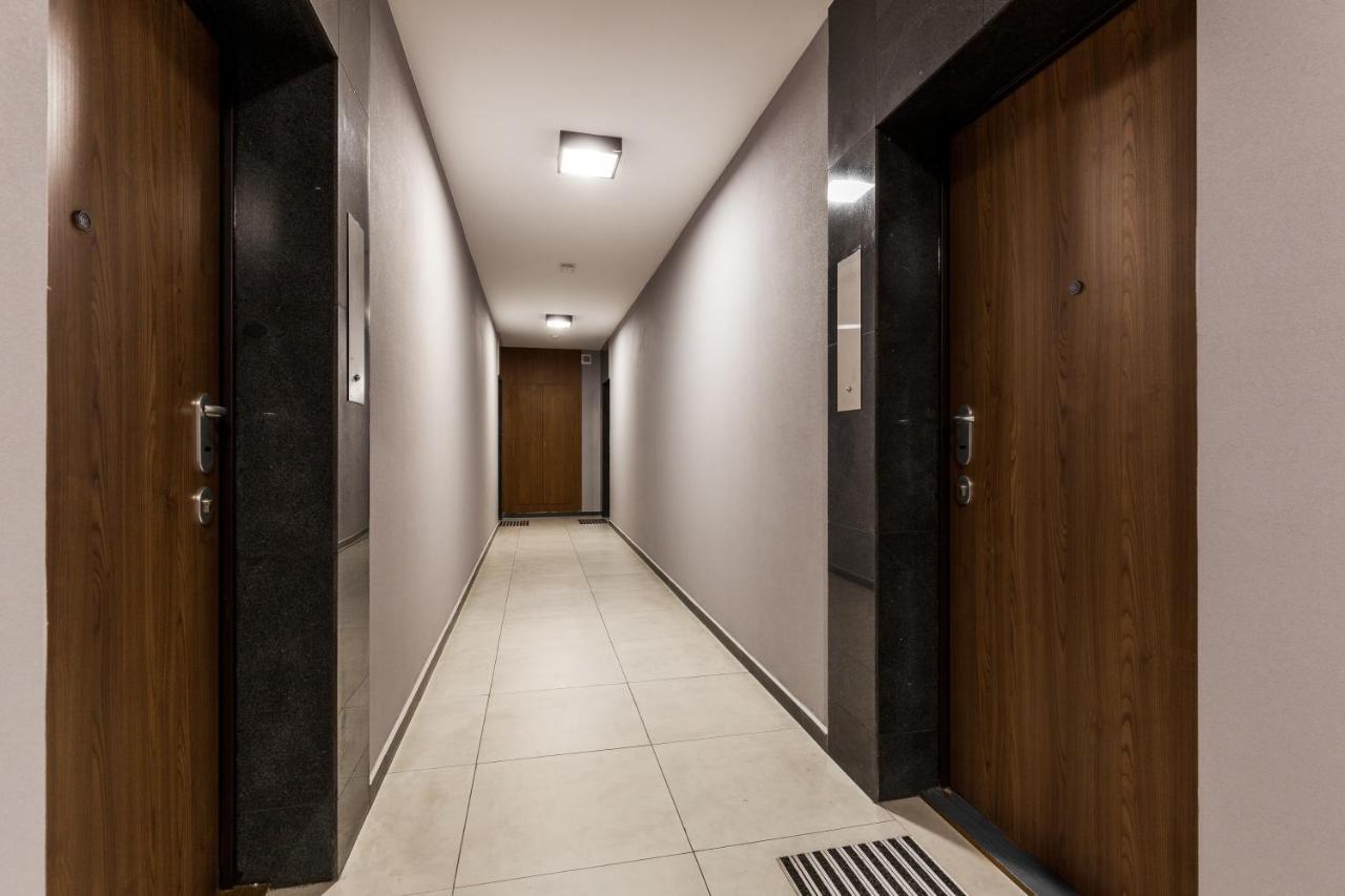 Sea Master Apartment *